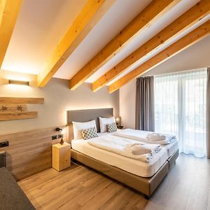 Camera standard con letto king size